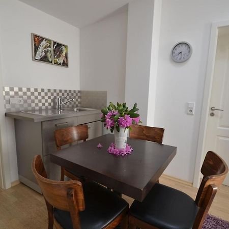 Am Schlosspark - App Ostsee-Perle Apartment Gluecksburg Exterior photo