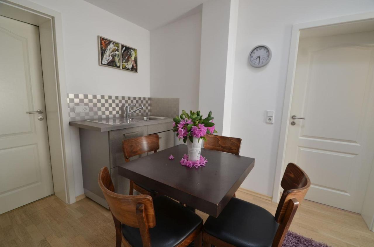 Am Schlosspark - App Ostsee-Perle Apartment Gluecksburg Exterior photo